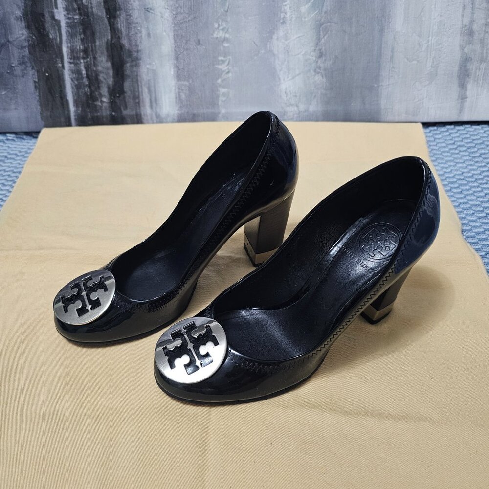 Tory Burch Black Patent Leather Block Heel Pumps with Silver Hardware - Size 6 - Picture 3 of 8